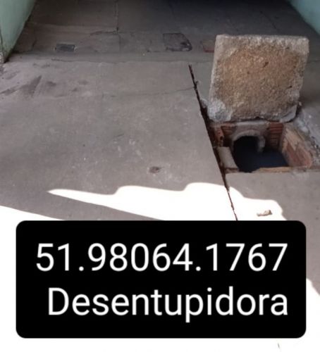 Desentupidora e Limpeza de Fossas -  Encanador e Hidráulico 51.98064-1767 whatsapp 665022