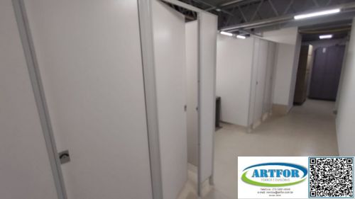 Divisórias Sanitárias de Baixo Custo Instaladas. Divisórias para Banheiros. 785408 Divisórias Sanitárias de Baixo Custo Instaladas. Divisórias para Banheiros. 785408