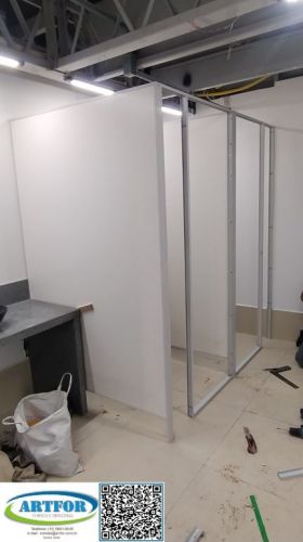 Divisórias Sanitárias de Baixo Custo Instaladas. Divisórias para Banheiros. 785409 Divisórias Sanitárias de Baixo Custo Instaladas. Divisórias para Banheiros. 785409