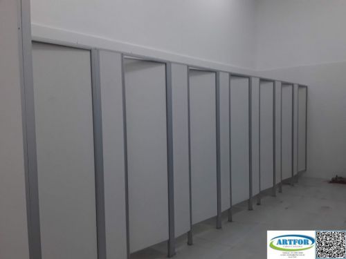 Divisórias Sanitárias Naval na Cor Cimento Queimado Divisórias para Banheiros. Artfor 770858