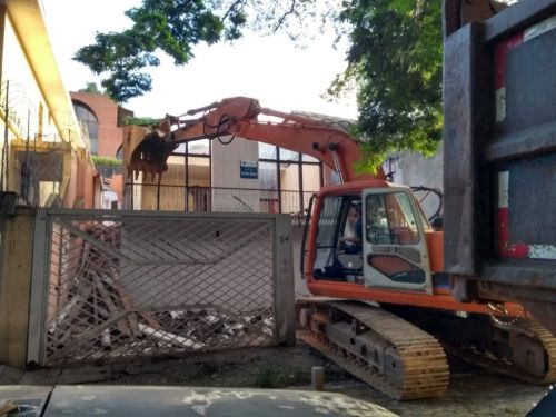 Empresa Especializada Demolidora -demolição Residencial e Comercial  780686