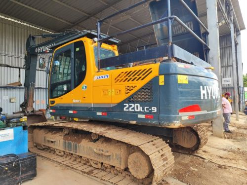 Escavadeira Hyundai R220 - Ano 2020 776007