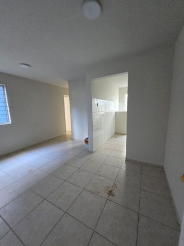 Esse apartamento vai te surpreender Semi mobiliado e reformado por R$180 mil 751193