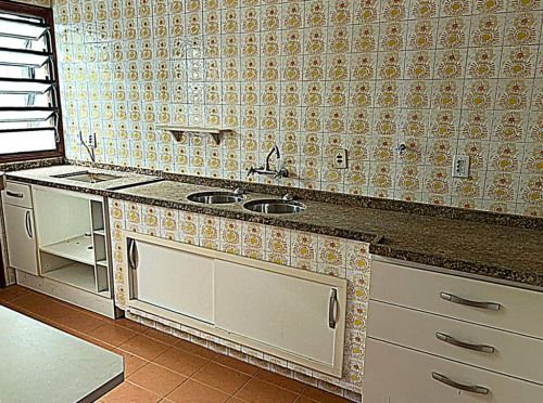 Excelente Casa Garagem Para 4 Carros 746698