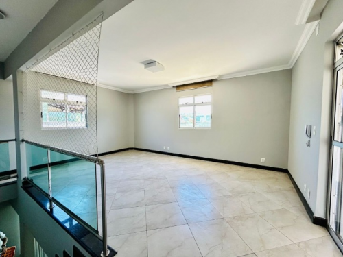 Excelente cobertura de 05 quartos com suite com varanda e closet 02 vagas Cobertura Bairro Castelo 774004