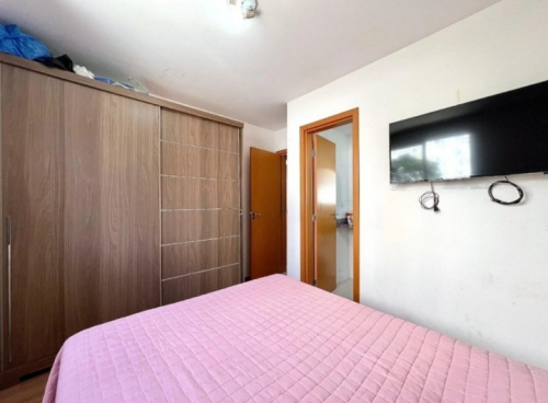 Excelente oportunidade Apartamento em prédio de esquina com 2 quartos 1 suíte janelas e varanda voltadas para a rua Garagem livre grande local perto da Av. Fleming Ufmg e da lagoa da Pampulha 774611