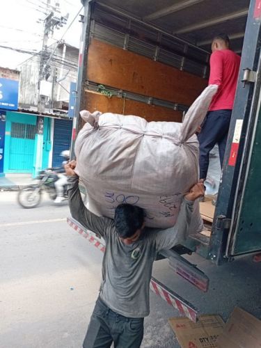 Fardos de roupas usadas moletom jaquetas suéter bleise e mais  752910