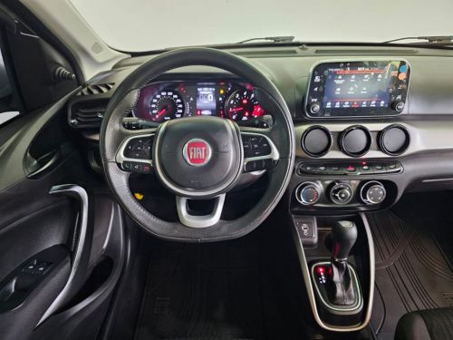 Fiat Cronos 1.8 Drive Automático  749722