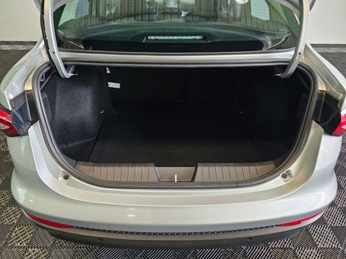 Fiat Cronos 1.8 Drive Automático  749723