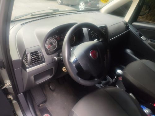 Fiat Idea 1.4 Attractive Fire 765950