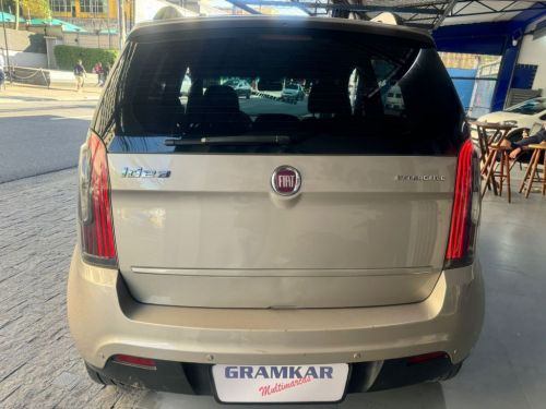 Fiat Idea Attractive 1.4 Flex 2014 749316