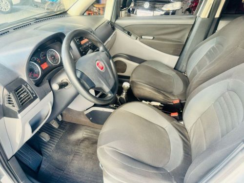 Fiat Idea Essece 1.6 Flex 2011 742210