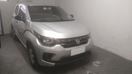 Fiat Mobi Easy 1.0 4p 2018 prata  768117
