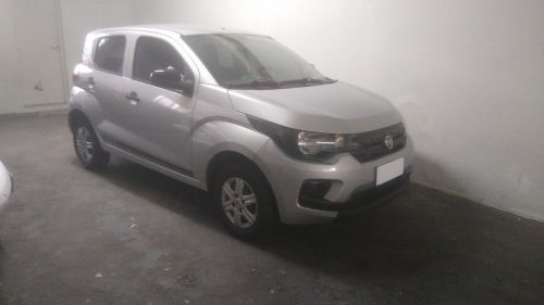 Fiat Mobi Easy 1.0 4p 2018 prata  768123