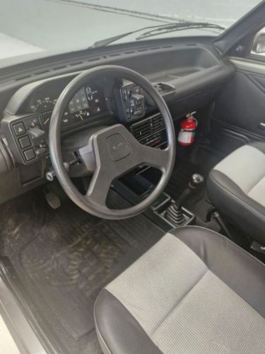 Fiat Uno Mille Eletronic 1.0 Gasolina 1993 742300