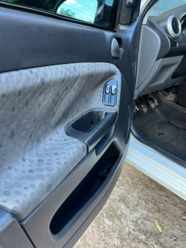 Ford Fiesta 2010  748036