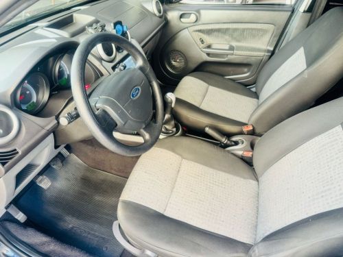 Ford Fiesta Sedan Class 1.6 Flex 2013 744749