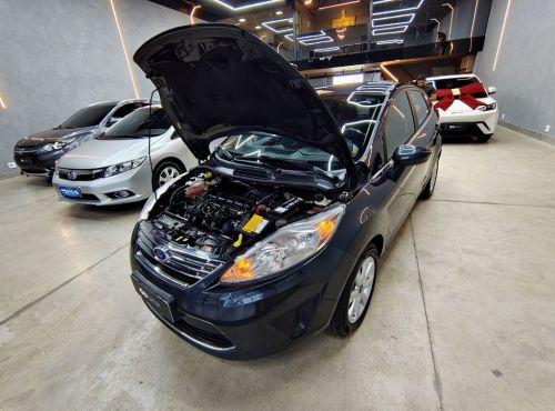 Ford New Fiesta 1.6 Completo 786677 Ford New Fiesta 1.6 Completo 786677