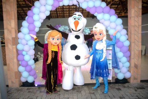 Frozen Elsa Anna Olaf personagens vivos 736897