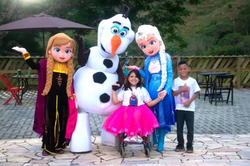 Frozen Elsa Anna Olaf personagens vivos 736905