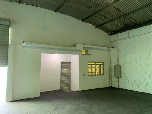 Galpão 341m2 Próximo ao Aeroporto de Ribeirão Preto - São Paulo 758117