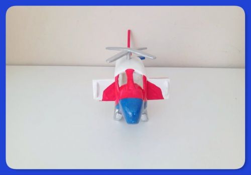 Helicóptero De Brinquedo Em Madeira 743372