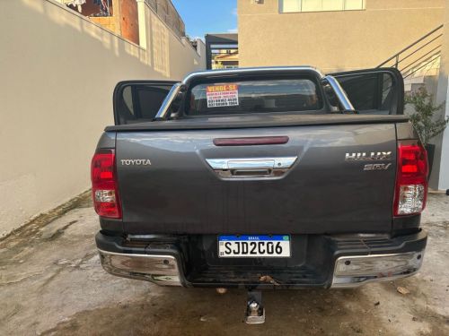Hilux 2023 2024 Cd Srv  773692