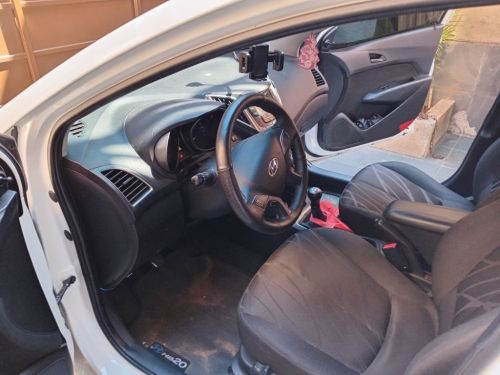 Hyundai Hb20 1.0 Comfort Plus 2015 Completo - Sem débitos -r$ 37.80000 768582