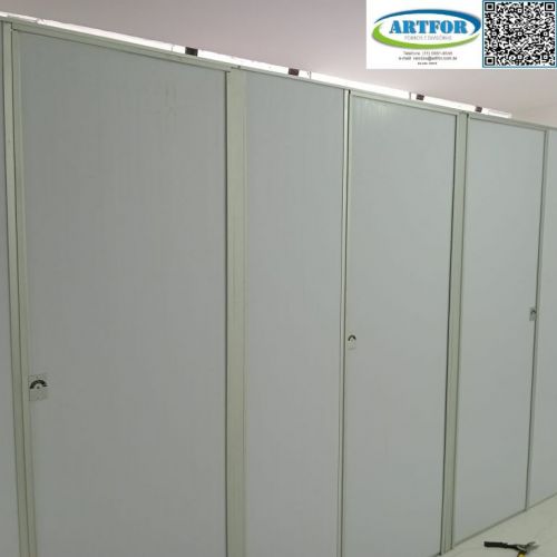 Instalação Divisórias Sanitárias Naval de Baixo Custo e Rapida Instalação.   783719