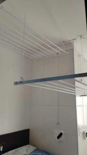 Instalação e Manutenção de Varal 780673