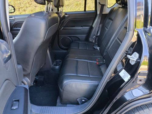 Jeep Compass 2013 2.0 16v – Completo  Suv confortável e potente motor 2.0 16 válvulas câmbio automático completo de fábrica. Conta com teto solar bancos em couro com aquecimento faróis em Led 775167