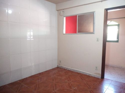 Kitnet em Pedro do Rio = Petropolis-rj 785568