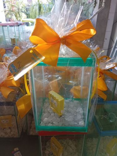 Kit festa com peixe betta e aquário para lembrancinhas  767318