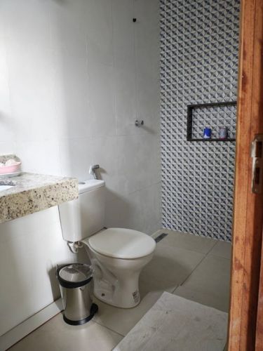 Linda Casa  De 3 Quartos Em Esmeraldas  766111