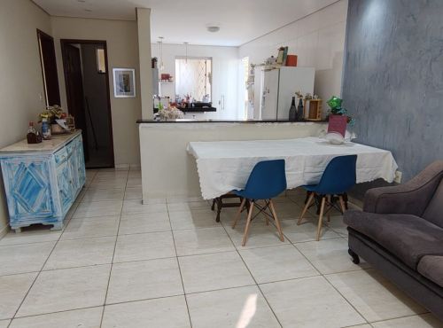 Linda Casa  De 3 Quartos Em Esmeraldas  766115