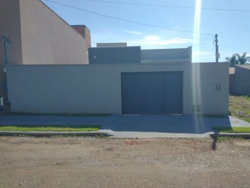 Linda casa monderna no Setor Limoeiro em Goianira 757268