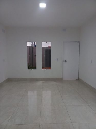 Linda casa monderna no Setor Limoeiro em Goianira 757273