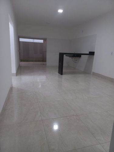 Linda casa monderna no Setor Limoeiro em Goianira 757277