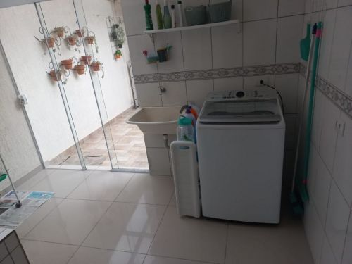 Lindo sobrado à venda no Parque Oratório em Santo André 110m com 2 vagas 2 suítes. 769452