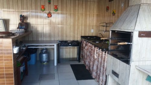 Lindo Sobrado para Temporada com Piscina Aquecida em Caldas Novas 307434
