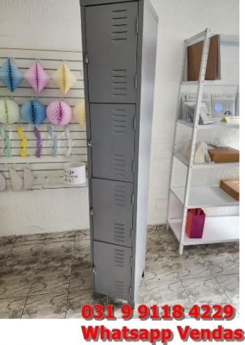 Locker Roupeiro de Aço Fino com 4 Portas Entrega Grátis para Belo Horizonte Mg Novo 762541