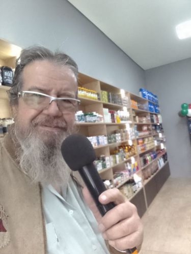 locutor  locução para lojas de produtos naturais    757839