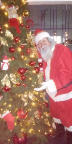 locutor para frente de loja papai noel para festas na escolas 767146