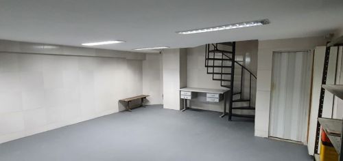 Loja escritório montado. Totalmente livre de qualquer ônus. Endereco:rua Visconde de Santa Isabel 161 loja a Vila Isabel Rio de Janeiro 774879