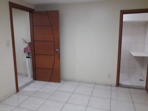 Loja escritório montado. Totalmente livre de qualquer ônus. Endereco:rua Visconde de Santa Isabel 161 loja a Vila Isabel Rio de Janeiro 774883