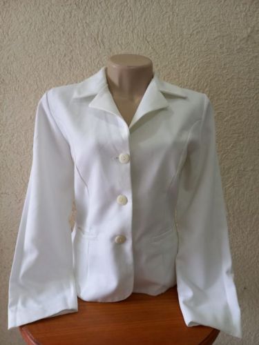 Lote para Ano Novo de Roupas Femininas Cores Brancas para Brechó  762547