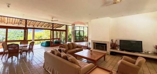 Luxuosa Casa com 06 quartos em Itaipava - Petrópolisrj 778900