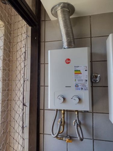 Manutenção de Aquecedor a Gás Rheem em Vargem Pequena 21 98011-5852 780138