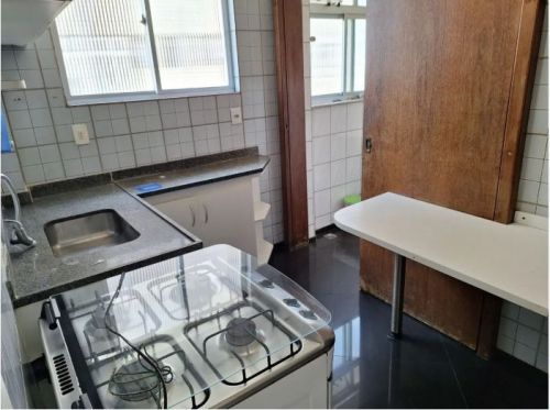 Maravilhosa cobertura próxima ao bairro ouro preto e da Avenida Fleming Detalhes Área útil  220m²   Quartos 4   Banheiros 4  Vagas na garagem 3   Permitido animais Salão de festas 774167