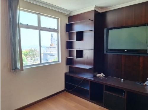 Maravilhosa cobertura próxima ao bairro ouro preto e da Avenida Fleming Detalhes Área útil  220m²   Quartos 4   Banheiros 4  Vagas na garagem 3   Permitido animais Salão de festas 774170